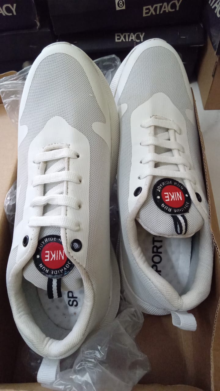 Shoes_8_white_1